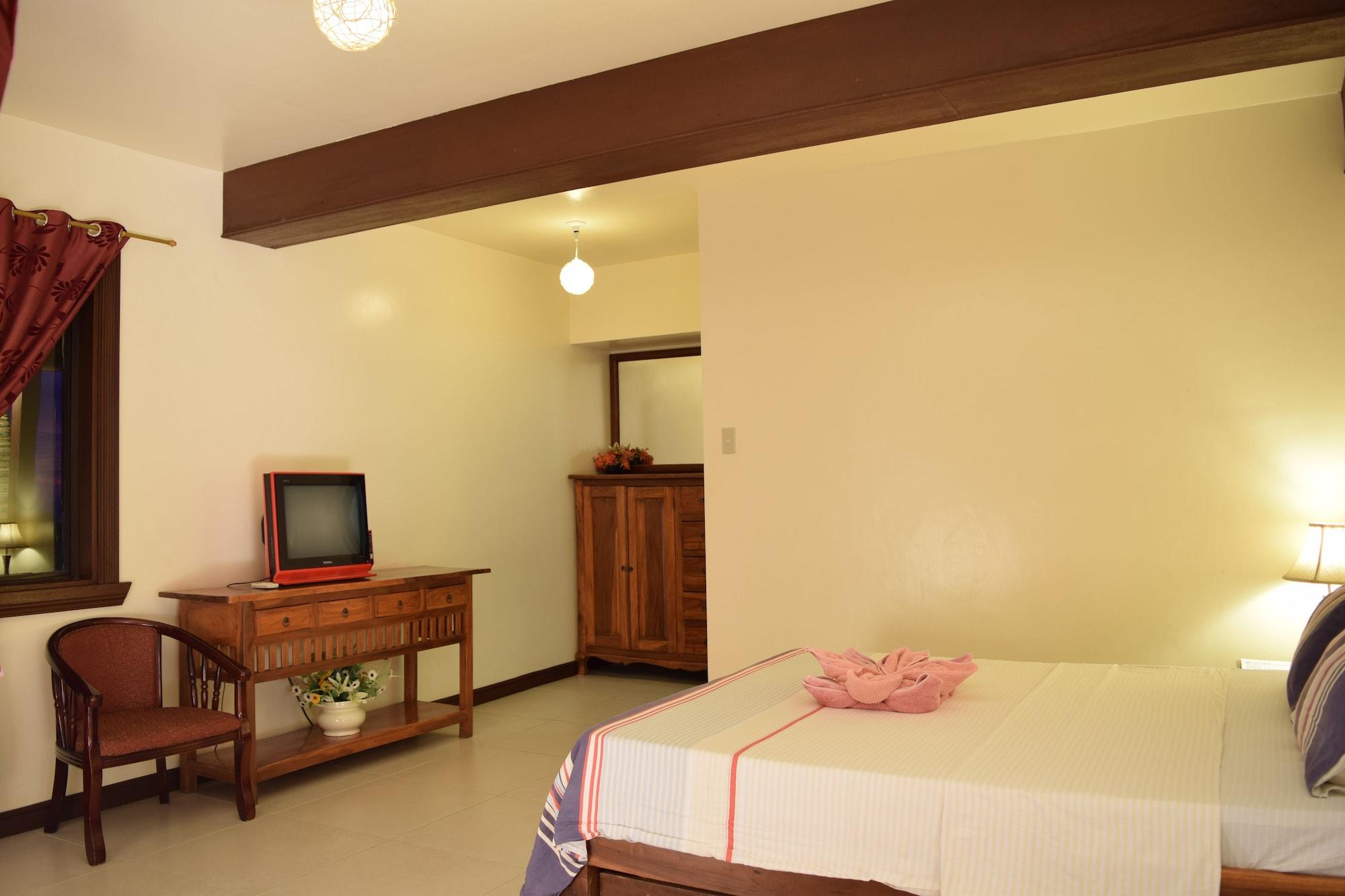 Tribal Hills Mountain Resort Puerto Galera Buitenkant foto